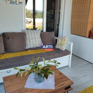 ARTI GAYRIMENKUL’DEN KORUKENT SİTESİNDE EŞYALI SATILIK 1+1