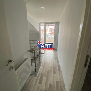 ARTI'DAN TABYALAR ARKASINDA EBEVEYN BANYOLU SATILIK 2+1 DUBLEKS