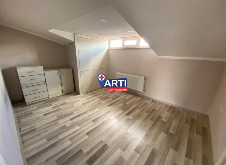 ARTI'DAN TABYALAR ARKASINDA EBEVEYN BANYOLU SATILIK 2+1 DUBLEKS
