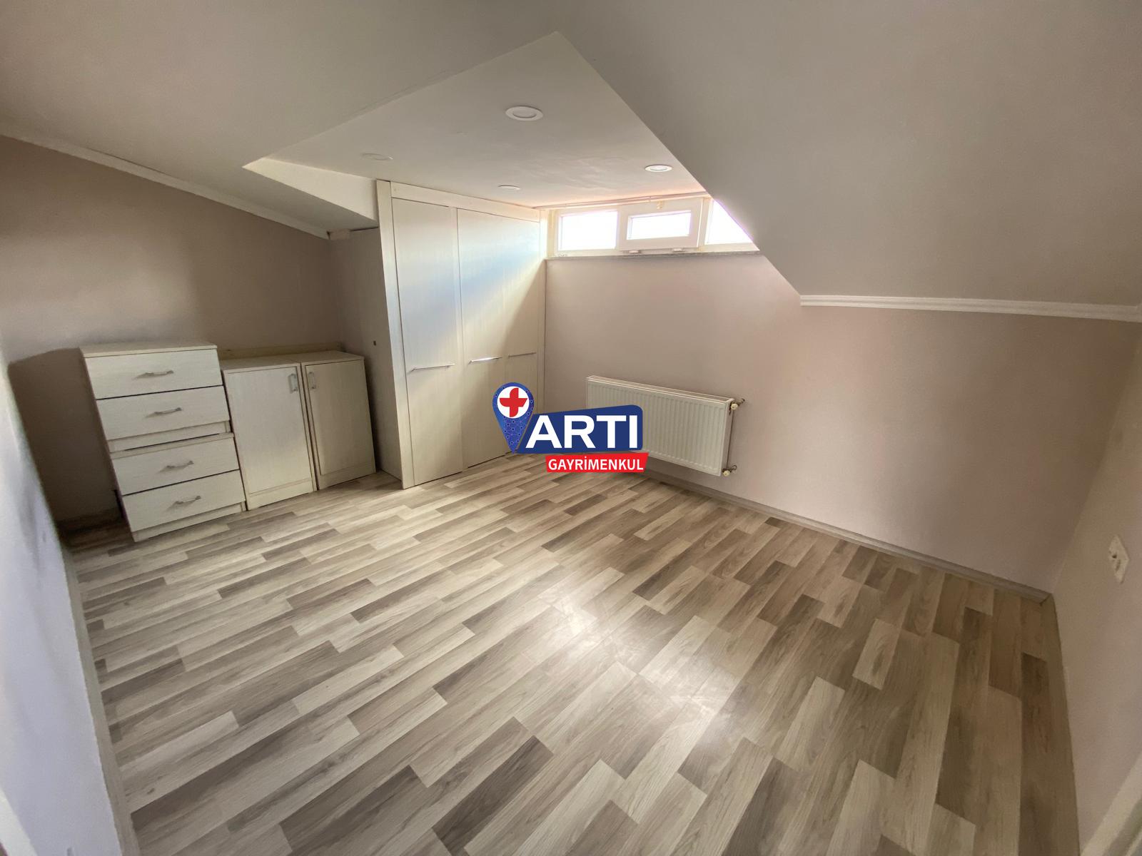 ARTI'DAN TABYALAR ARKASINDA EBEVEYN BANYOLU SATILIK 2+1 DUBLEKS