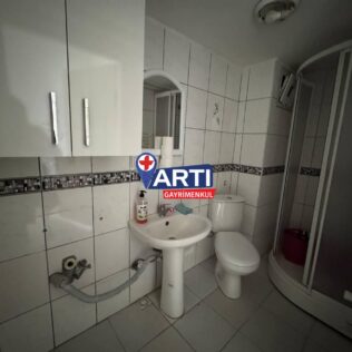 ARTI GAYRİMENKUL'DEN TROİA PALACE SİTESİNDE SATILIK 2+1 DAİRE