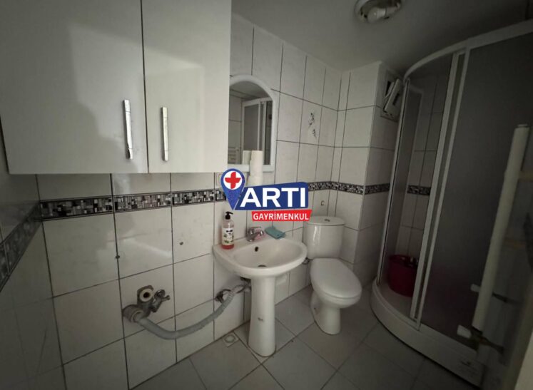 ARTI GAYRİMENKUL'DEN TROİA PALACE SİTESİNDE SATILIK 2+1 DAİRE
