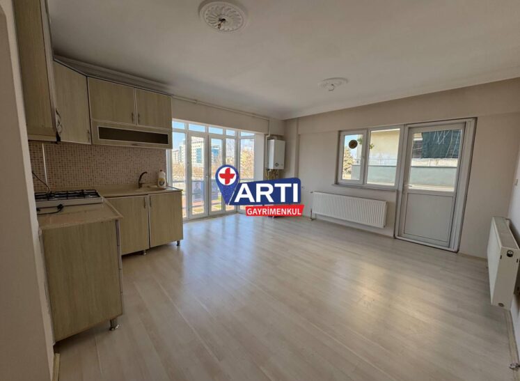 ARTI GAYRİMENKUL'DEN TROİA PALACE SİTESİNDE SATILIK 2+1 DAİRE
