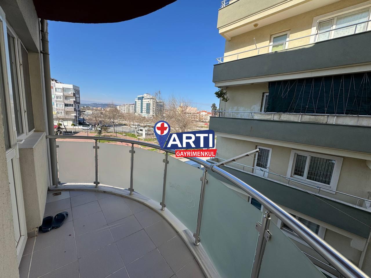 ARTI GAYRİMENKUL'DEN TROİA PALACE SİTESİNDE SATILIK 2+1 DAİRE