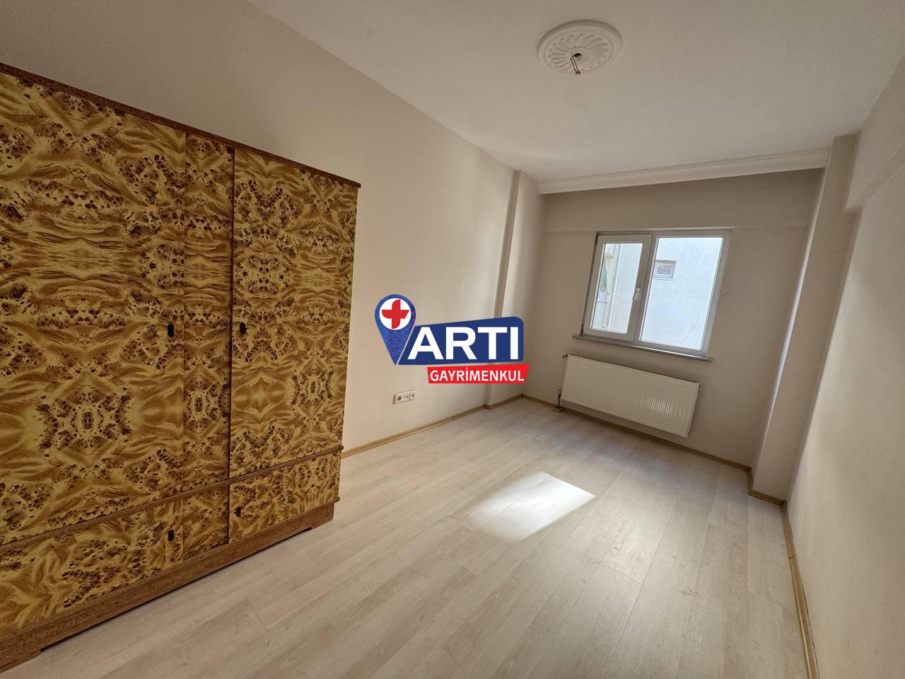 ARTI GAYRİMENKUL'DEN TROİA PALACE SİTESİNDE SATILIK 2+1 DAİRE