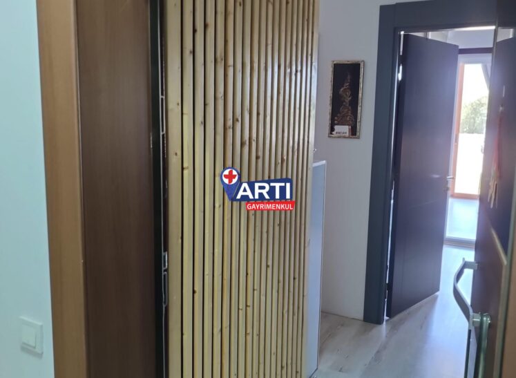ARTI GAYRIMENKUL’DEN KORUKENT SİTESİNDE EŞYALI SATILIK 1+1