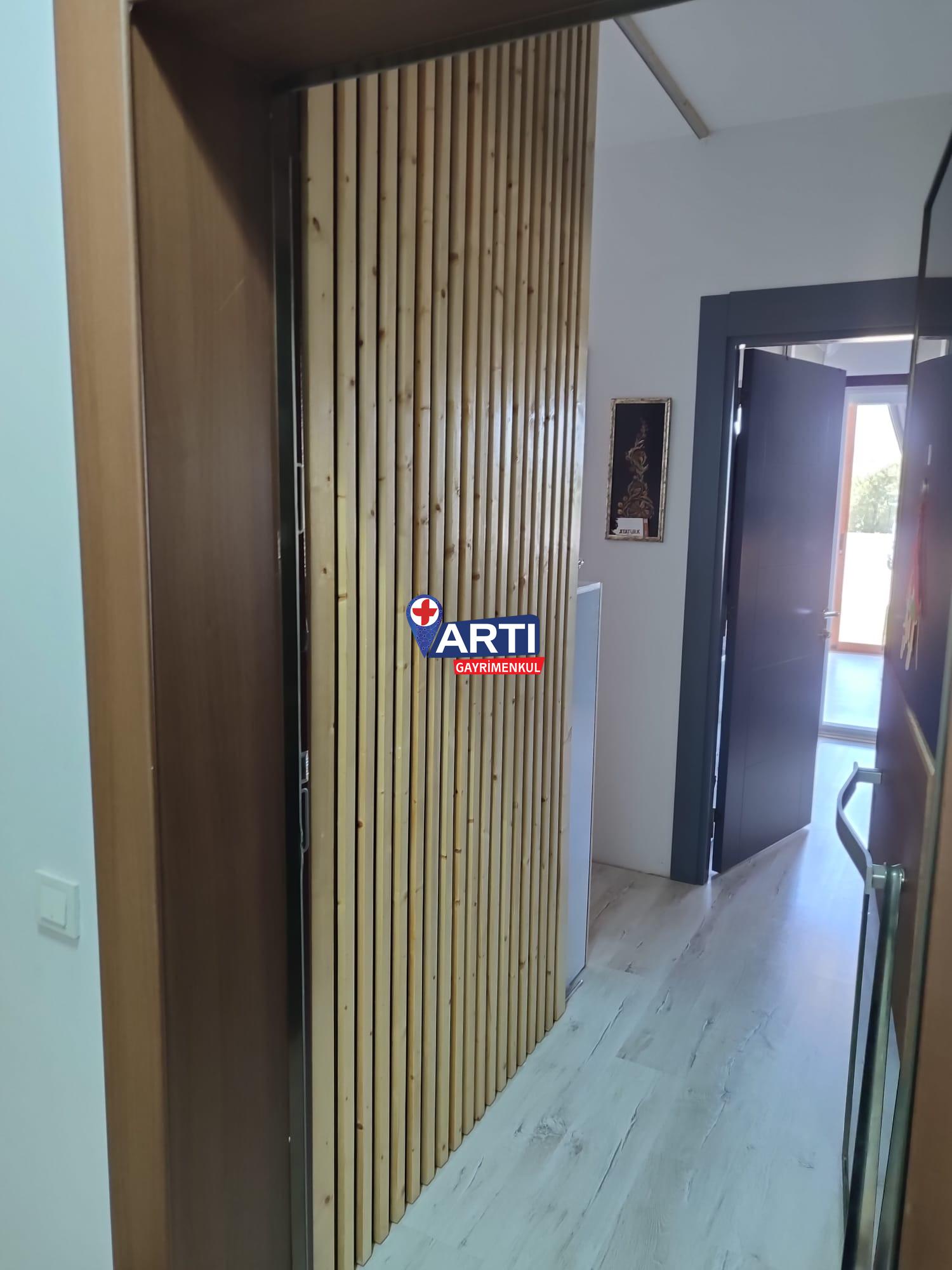 ARTI GAYRIMENKUL’DEN KORUKENT SİTESİNDE EŞYALI SATILIK 1+1